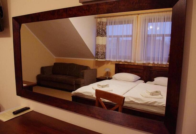 اتاق لوکس, Gościniec Molo