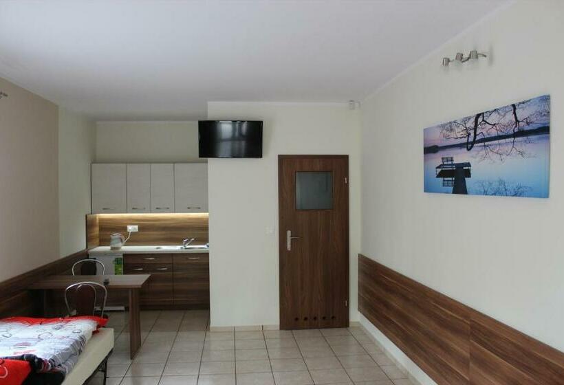 חדר סטנדרט לארבעה, Oaza