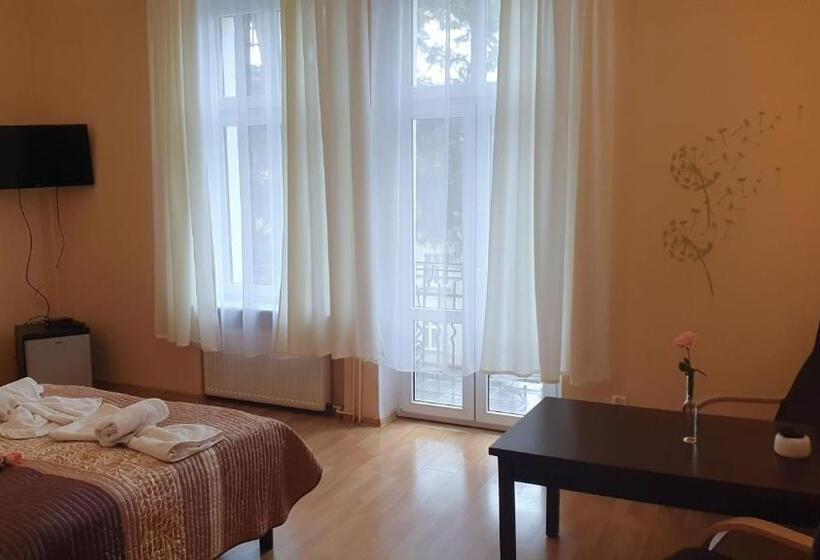 شقة غرفة نوم واحدة مزودة بشُرفة, Ow Meduza I Biala Mewa