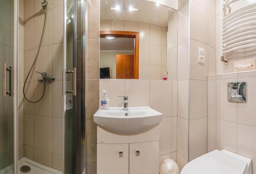 إستوديو قياسى, U Musa