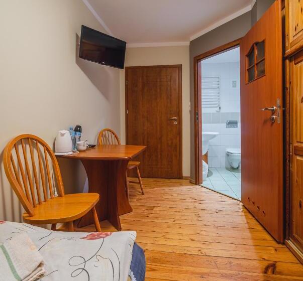 غرفة إقتصادية, U Musa