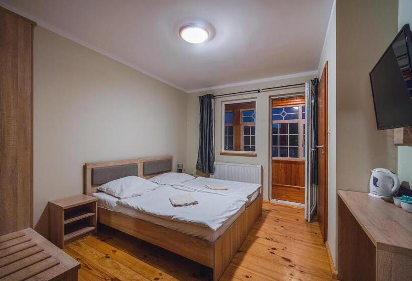 غرفة قياسية, U Musa