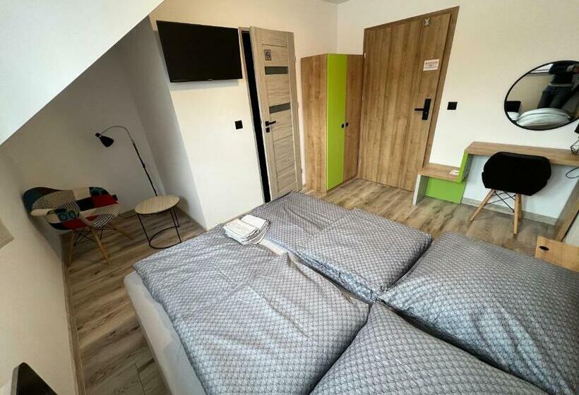 スタンダードルーム, Pod Gromadzyniem Resort