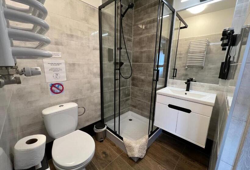 スタンダードルーム, Pod Gromadzyniem Resort