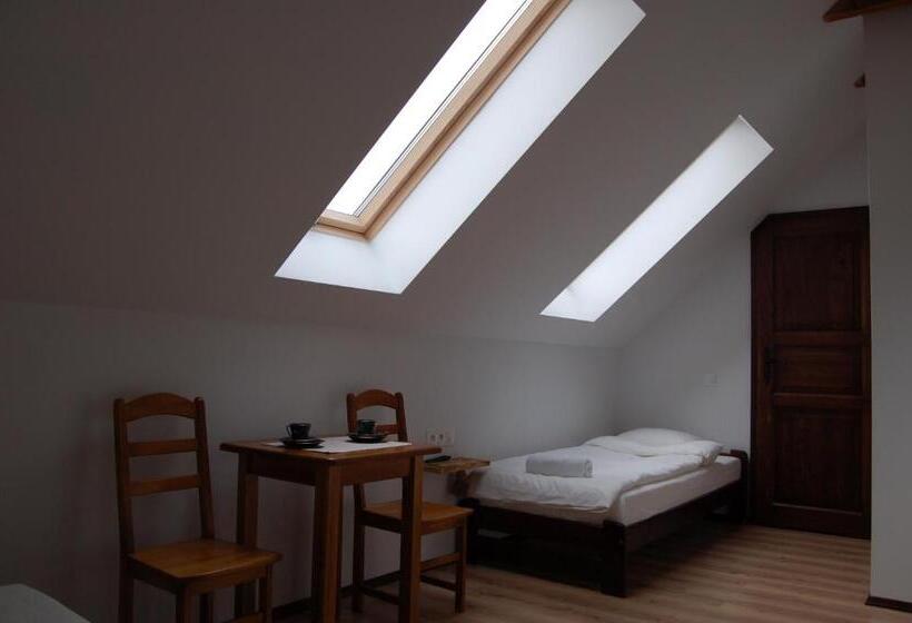 スタンダードルーム, Cisna Chata