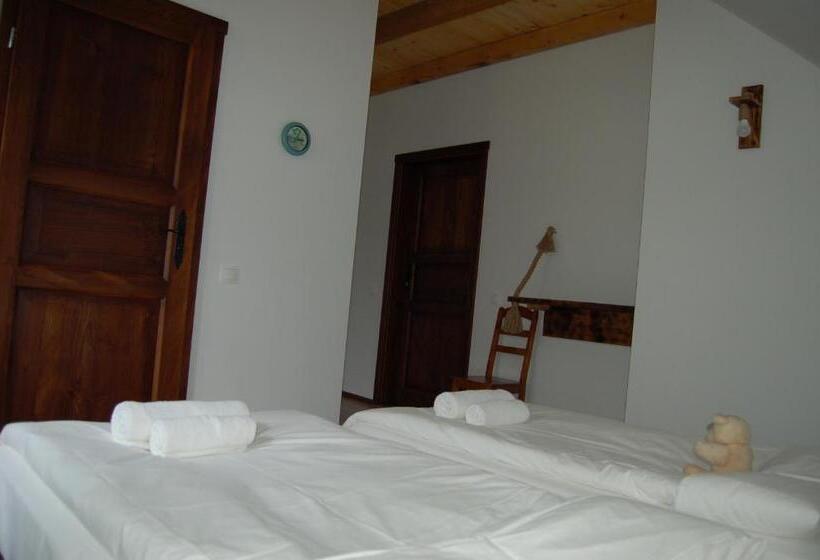 スタンダード4人部屋, Cisna Chata