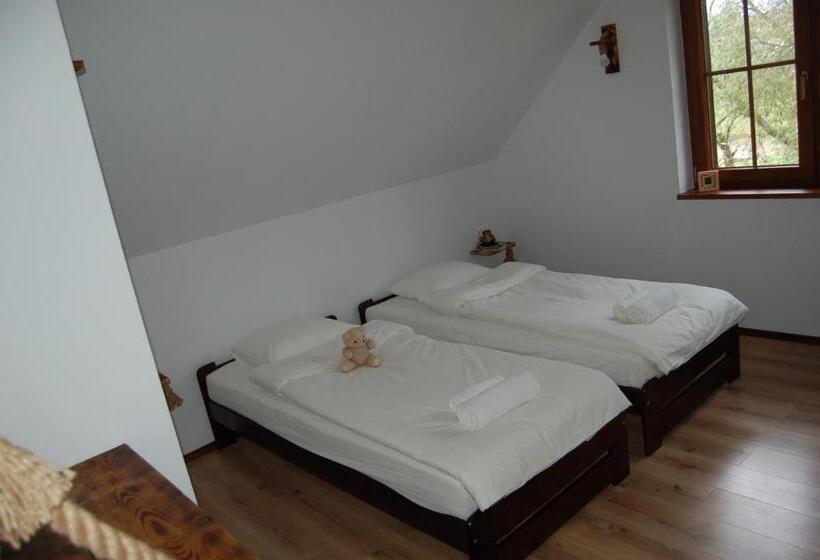 スタンダード4人部屋, Cisna Chata