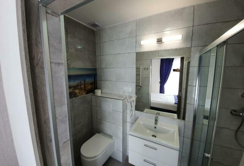 バルコニー付きデラックスルーム, Villa Mors