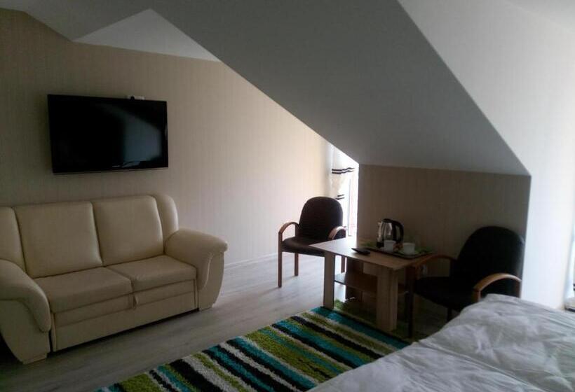 バルコニー付きデラックスルーム, Villa Mors