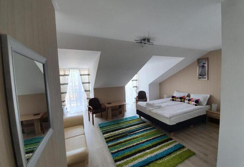 バルコニー付きデラックスルーム, Villa Mors