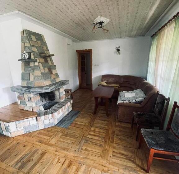 اتاق استاندارد چهار تخته, Willa Maria