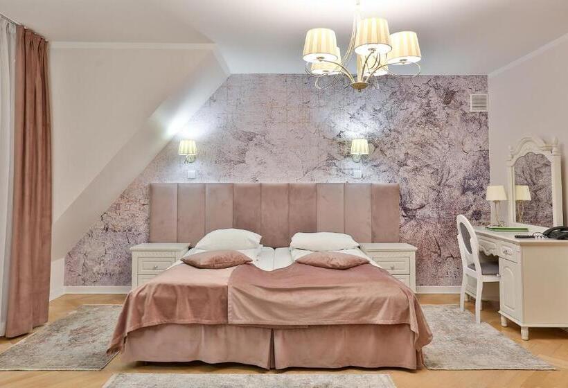 Апартаменты 2 Спальни, Wiosna