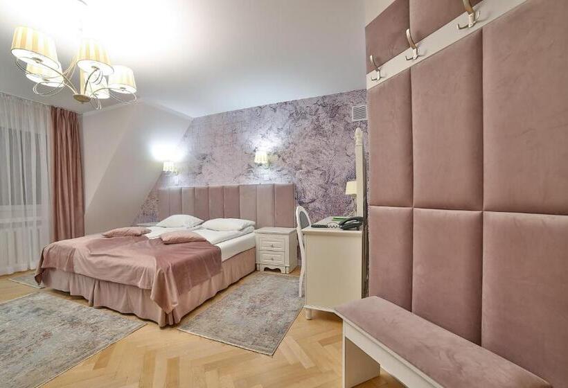 דירת שני חדרים, Wiosna