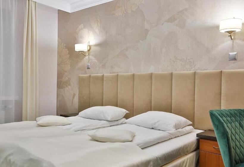 חדר קומפורט יחיד, Wiosna