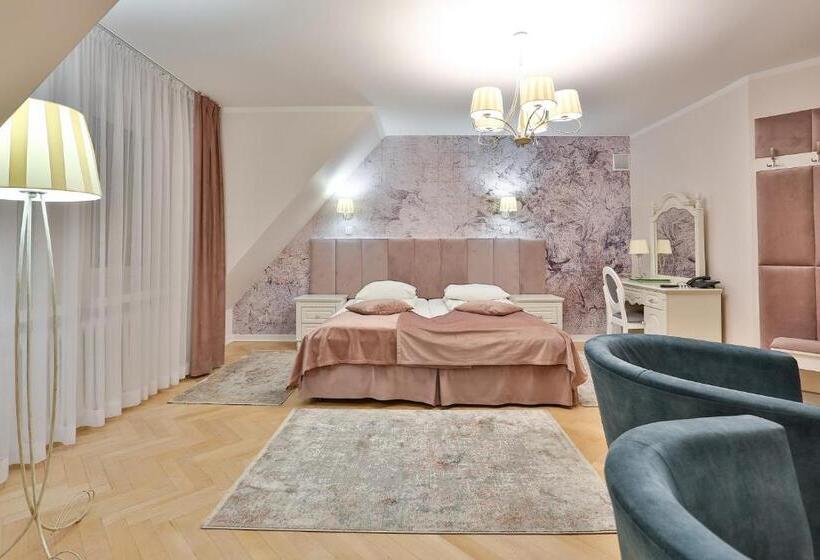 Апартаменты 2 Спальни, Wiosna
