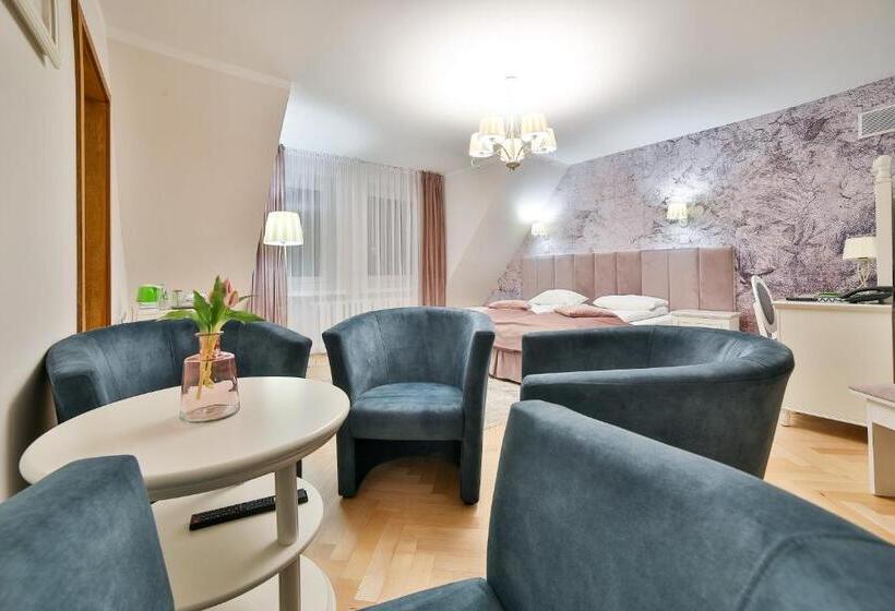 Апартаменты 2 Спальни, Wiosna