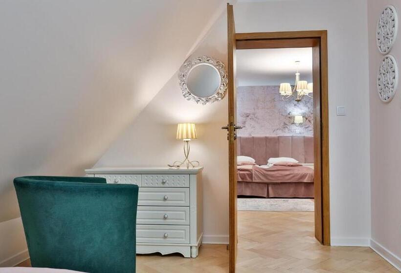 דירת שני חדרים, Wiosna