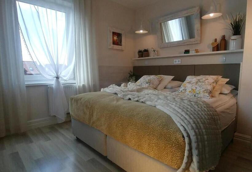 Номер Стандарт, Willa Axla Z Werandą Ogrodem I Parkingiem