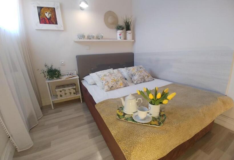 Четырехместный Номер Стандарт, Willa Axla Z Werandą Ogrodem I Parkingiem