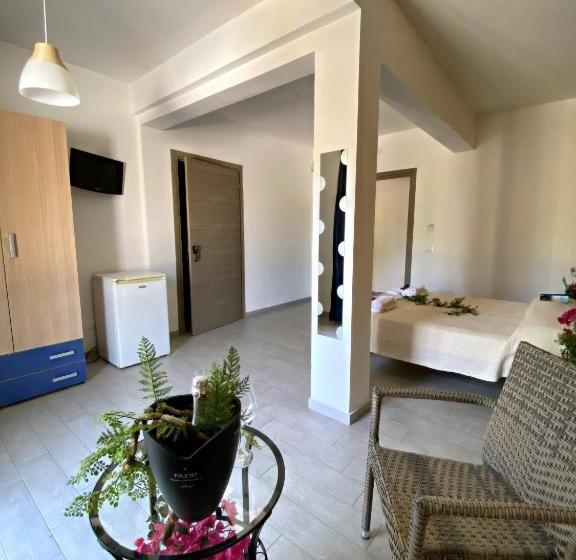 Chambre Quadruple Standard avec Balcon, B&b Giostemar   Playa Grande