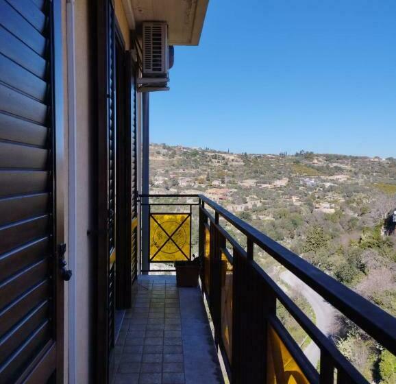 اتاق استاندارد با بالکن, Ferula Loft