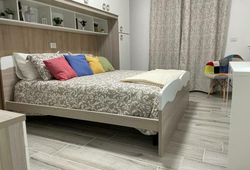 اتاق استاندارد با سرویس بهداشتی مشترک, Casa Da Lory