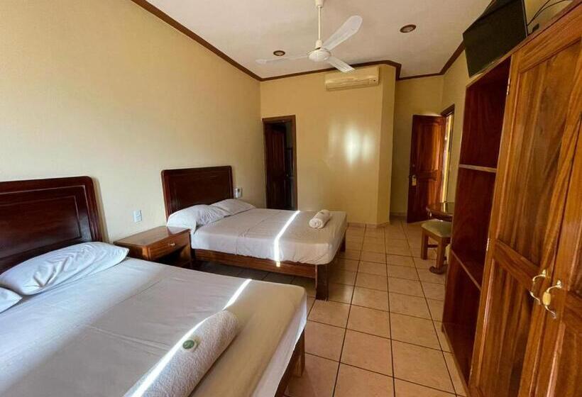 标准间, Huatulco Hermoso