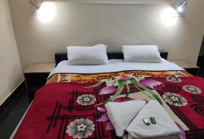 غرفة قياسية, Shree Guest House