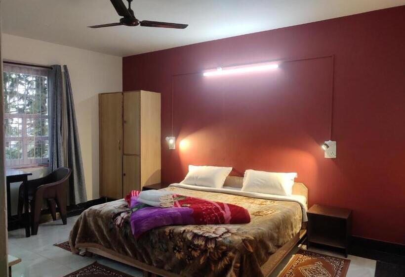 غرفة ديلوكس, Shree Guest House