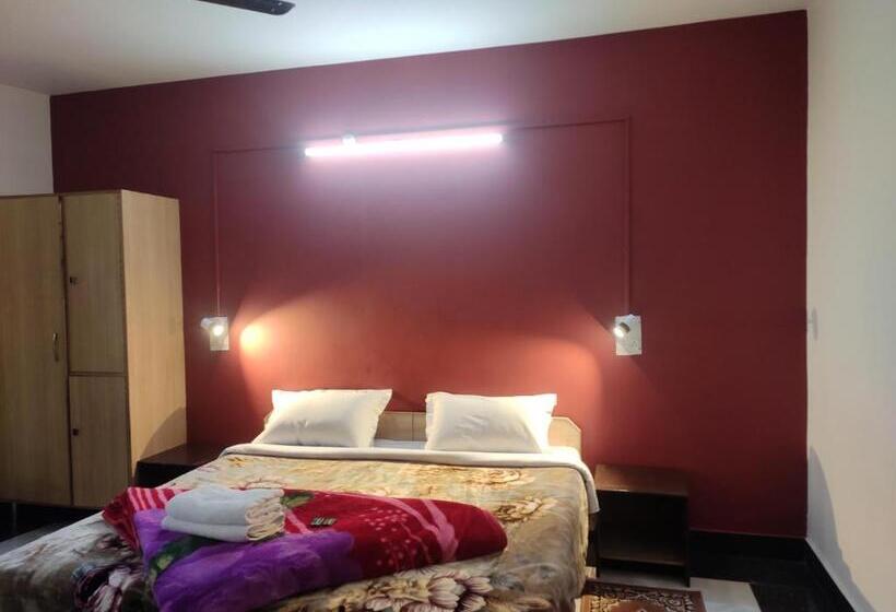 غرفة ديلوكس, Shree Guest House