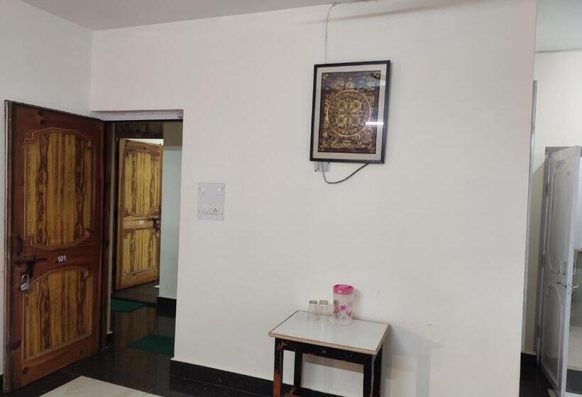 غرفة ديلوكس, Shree Guest House