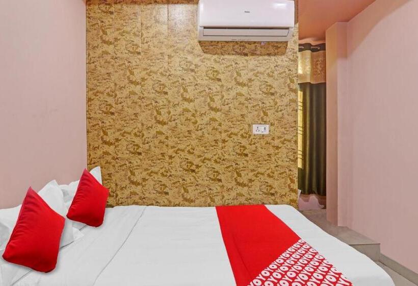 Трехместный Номер Классика, Oyo Flagship 80760  Ss Plaza