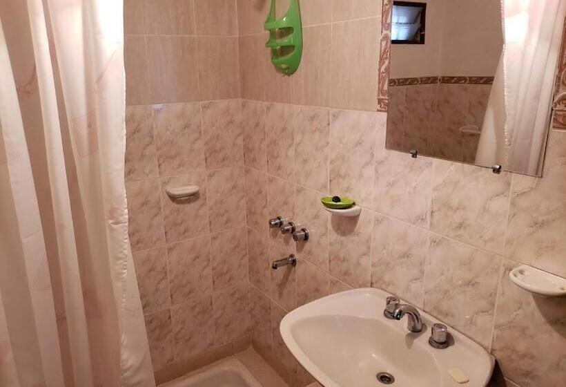 패밀리 룸, Hospedaje Casa Gaite