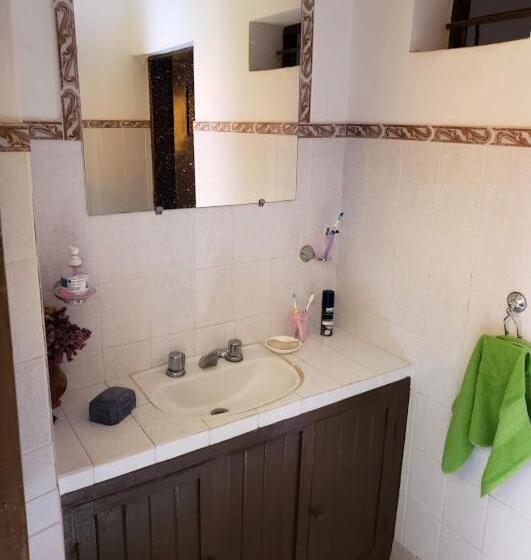 스탠다드 트리플 룸, Hospedaje Casa Gaite