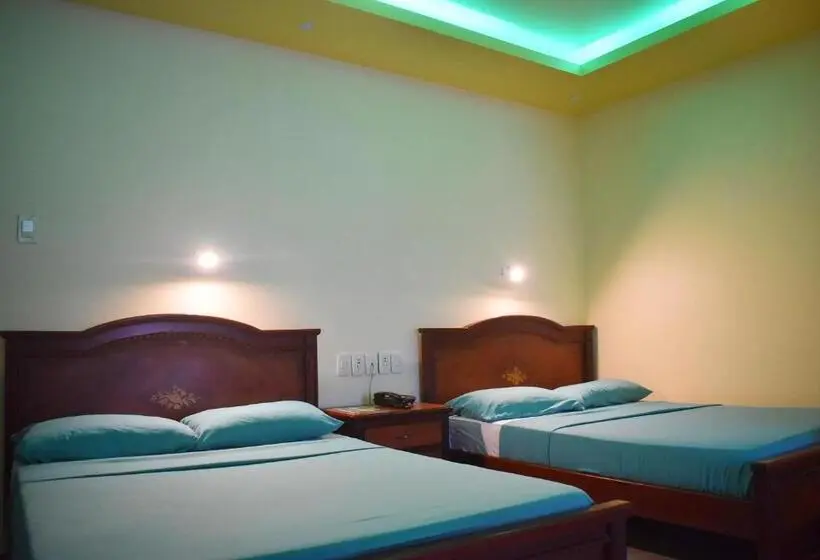 Standard Neljän Hengen Huone, Hostal Galápagos   Guayaquil