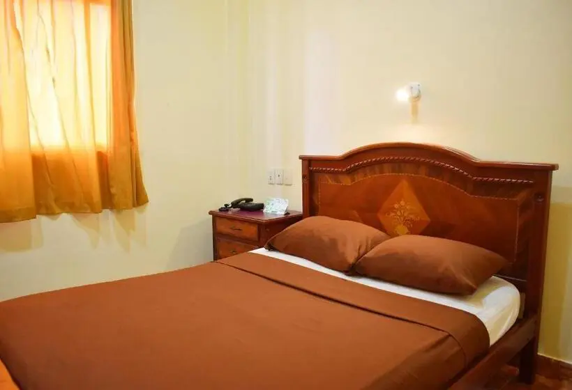 Standard Yhden Hengen Huone, Hostal Galápagos   Guayaquil