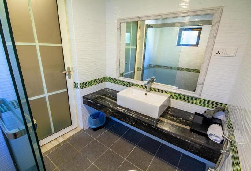 キングサイズベッドのデラックスルーム, The Kandu Resort