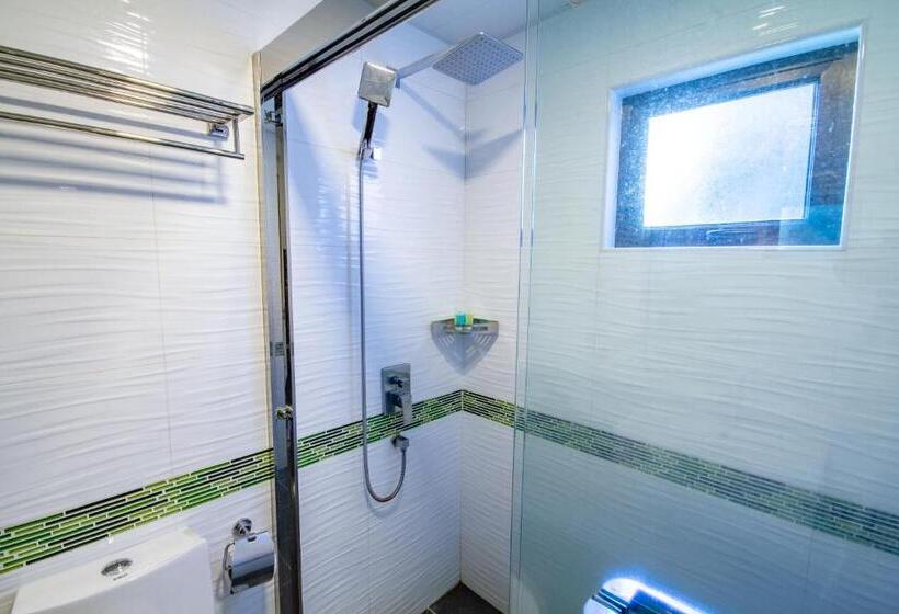 キングサイズベッドのデラックスルーム, The Kandu Resort