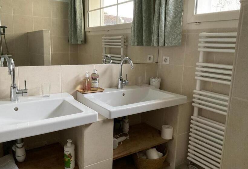 غرفة قياسية, Au 41   Le Calme à 5 Min D Auxerre