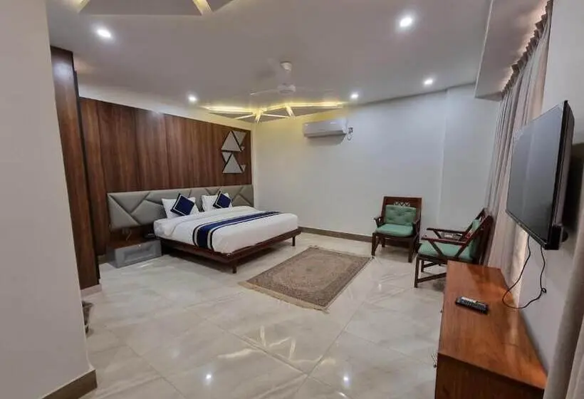 اتاق لوکس, Grand Hotel Quetta