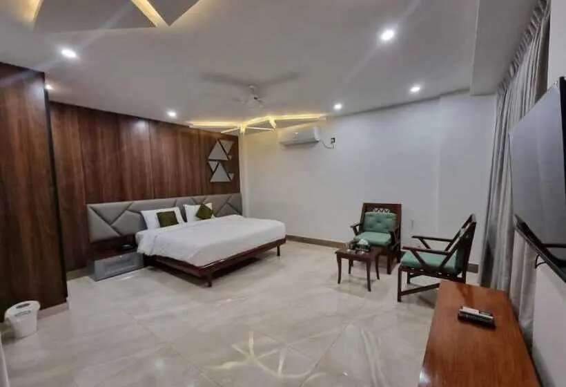 اتاق لوکس, Grand Hotel Quetta