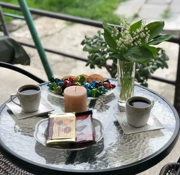 اتاق استاندارد, Cozy House