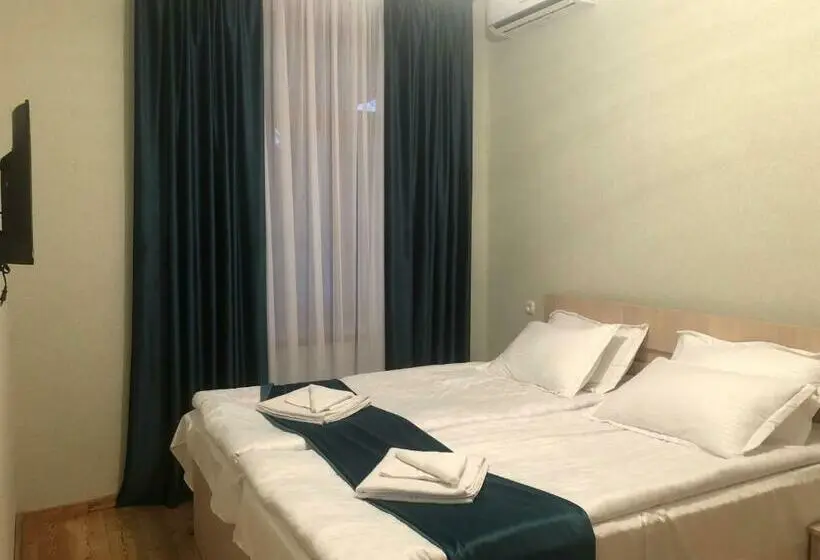 اتاق استاندارد, Cozy House