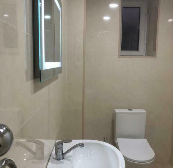 اتاق استاندارد, Cozy House