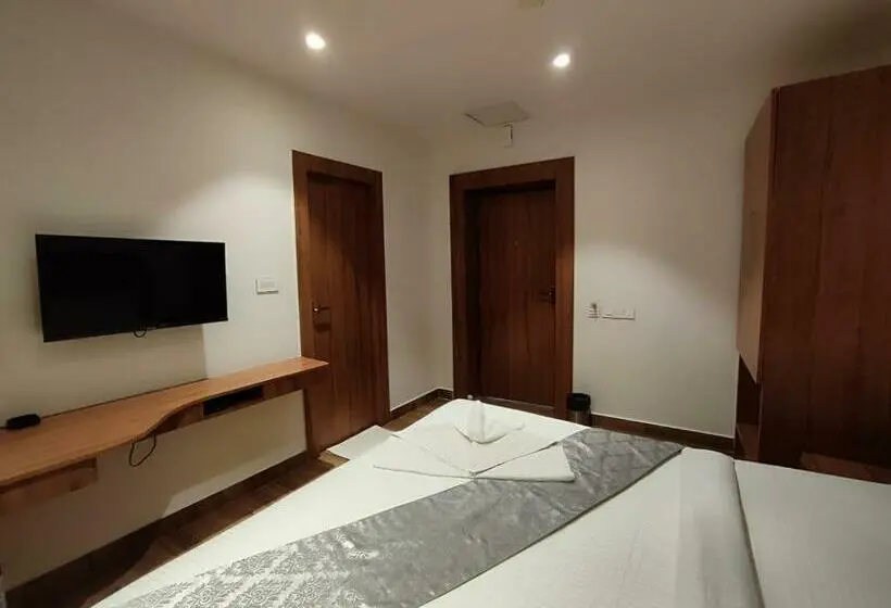 エコノミールーム, Staymaker Hotel Mohan Palace