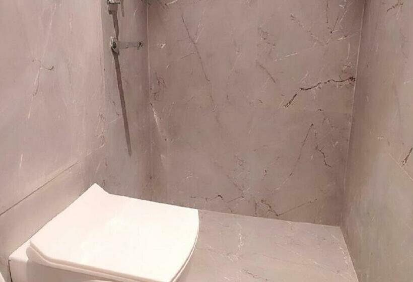 חדר אקונומי, Staymaker Hotel Mohan Palace