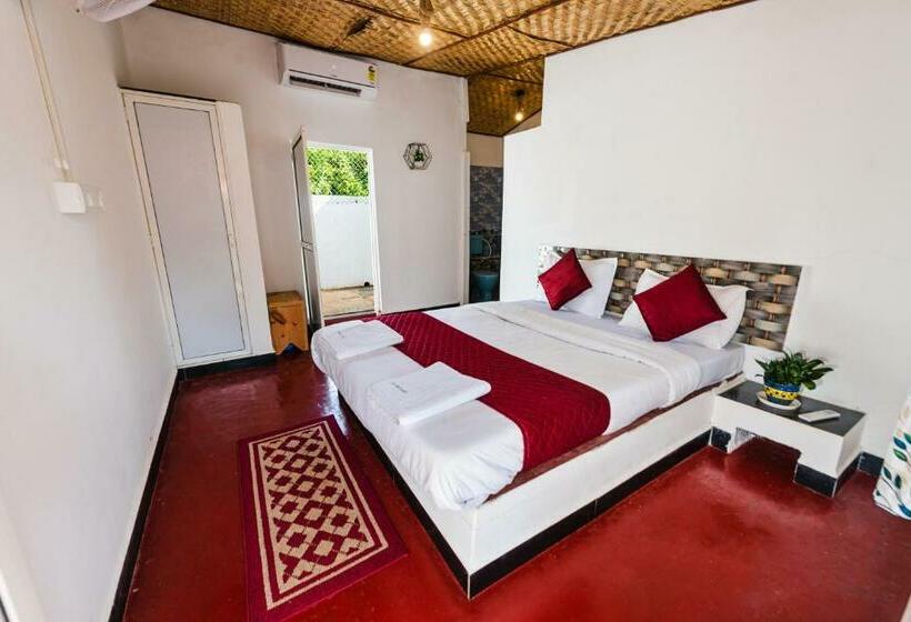 스탠다드 룸 풀장 전망, La Paulo S Near Beach Resort