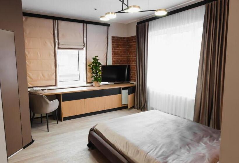 اتاق سوپریور, Miracle Place