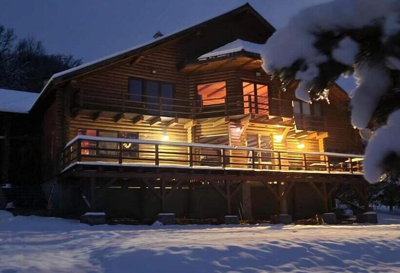 ویلای لوکس 1 خوابه, Lucky Rönk Vendégház