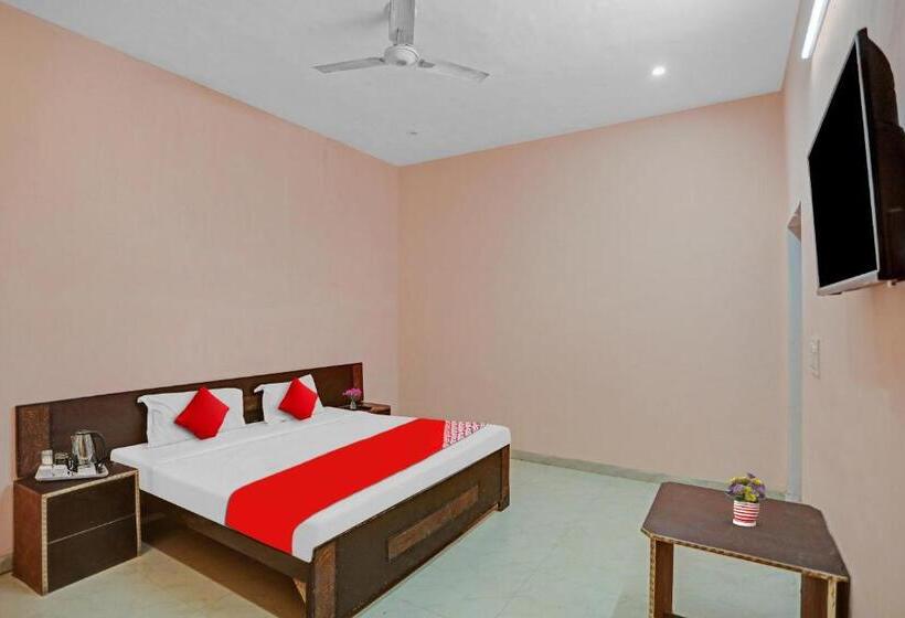 トリプルクラシックルーム, Flagship Hotel Status